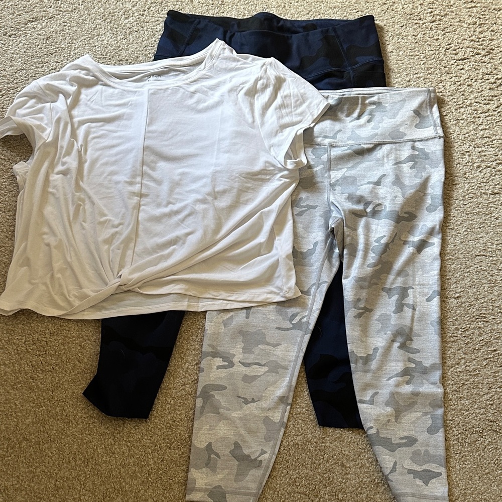GAP Fit White Tee and Camouflage Leggings Set